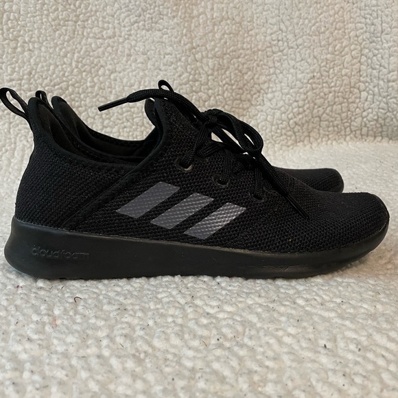 Adidas memory foam cloud foam shoes - Picture 1 of 3